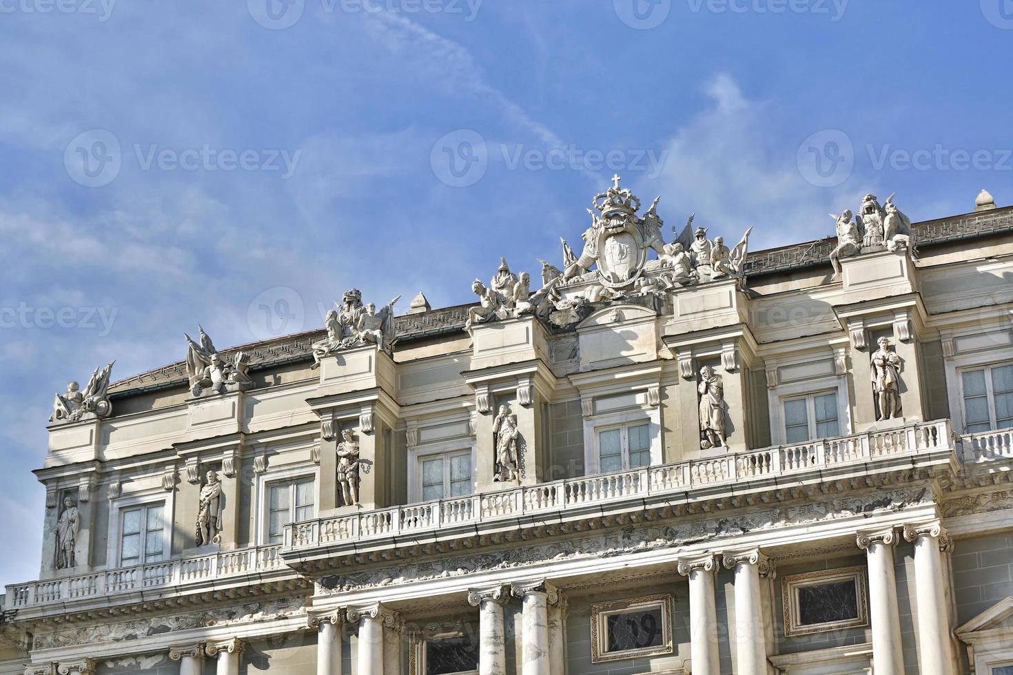 Palazzo Ducale en el centro de la ciudad de Génova foto