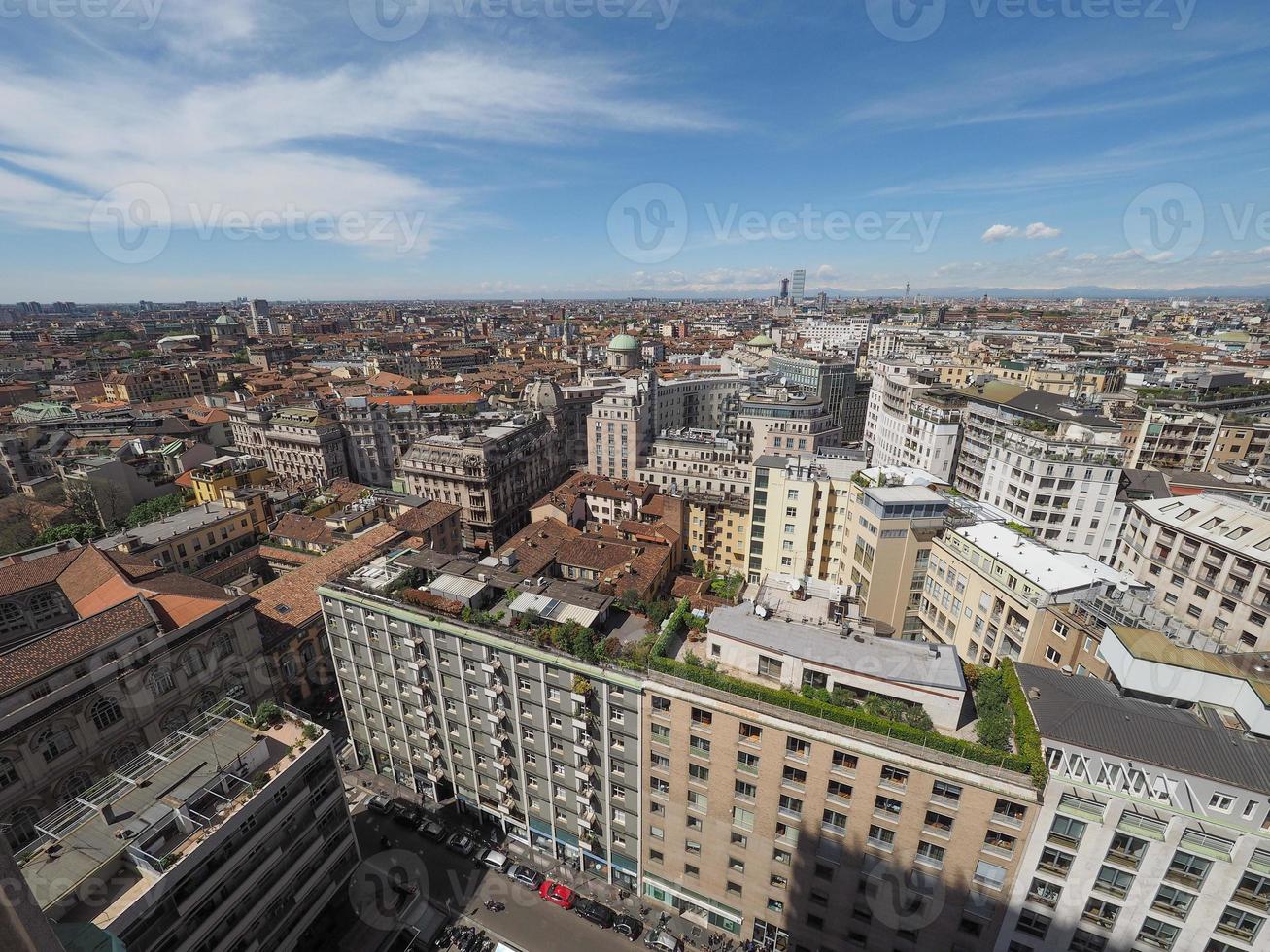 Vista aérea de Milán, Italia foto