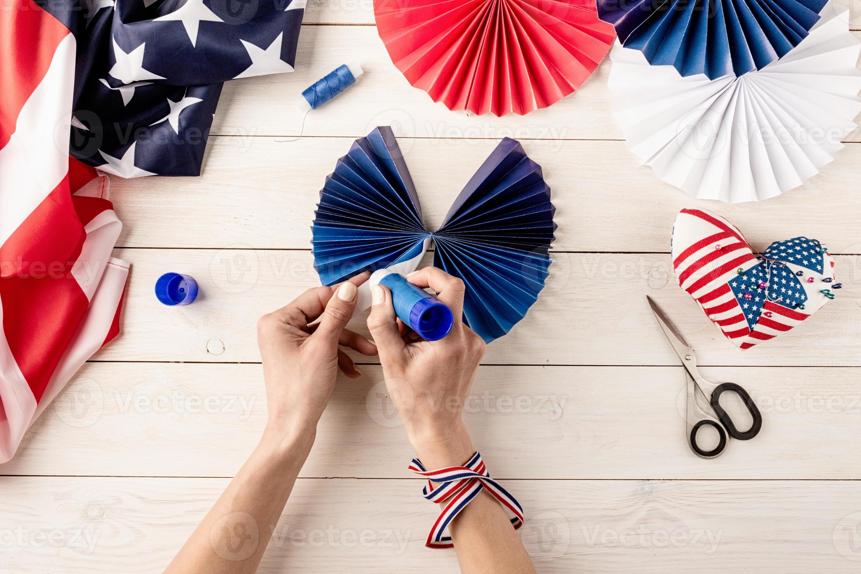 How to make a paper Hand Fan with Colourful paper