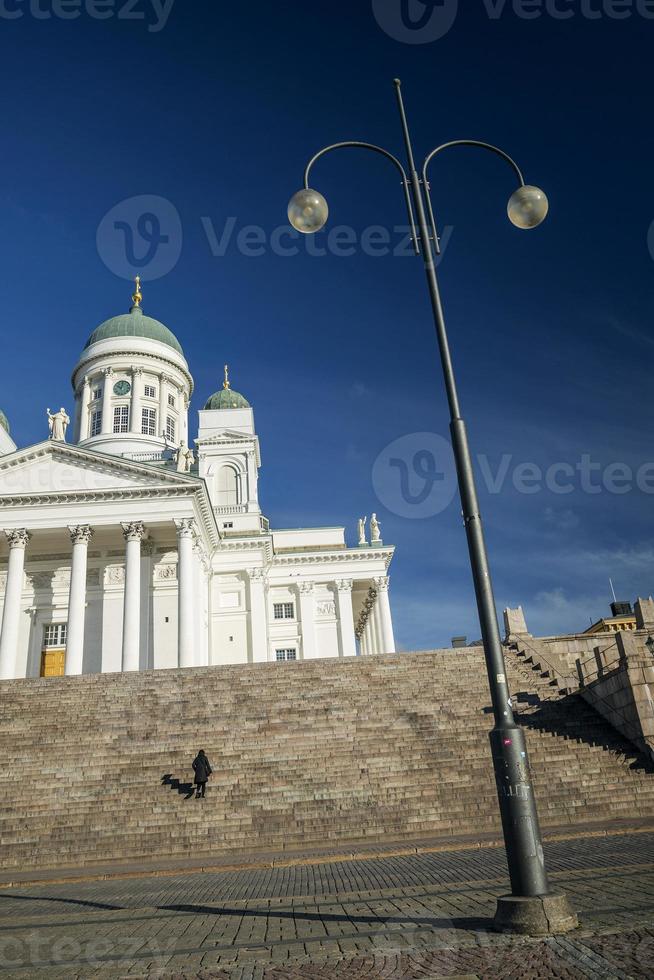 hito de la catedral de la ciudad de helsinki en la plaza del senado finlandia foto