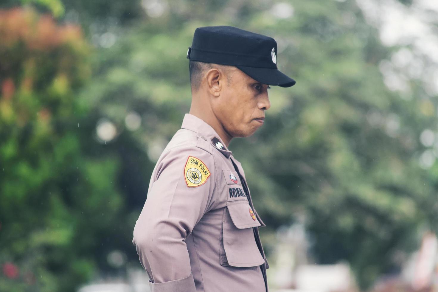 sorong, papua occidental, indonesia 2021- candidatos no comisionados de la policía indonesia foto