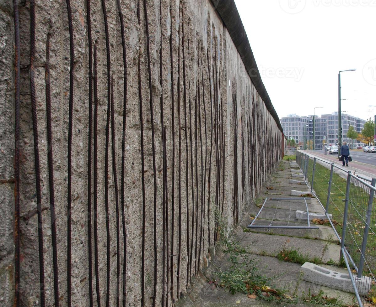 Berlin Wall ruins photo