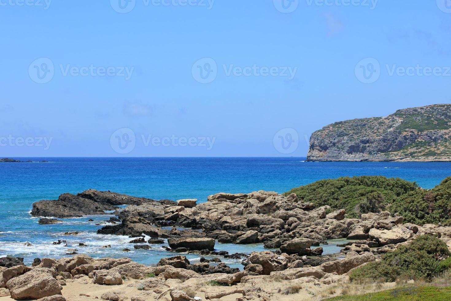 falassarna playa de arena roja kissamos isla de creta temporada de vacaciones de verano foto