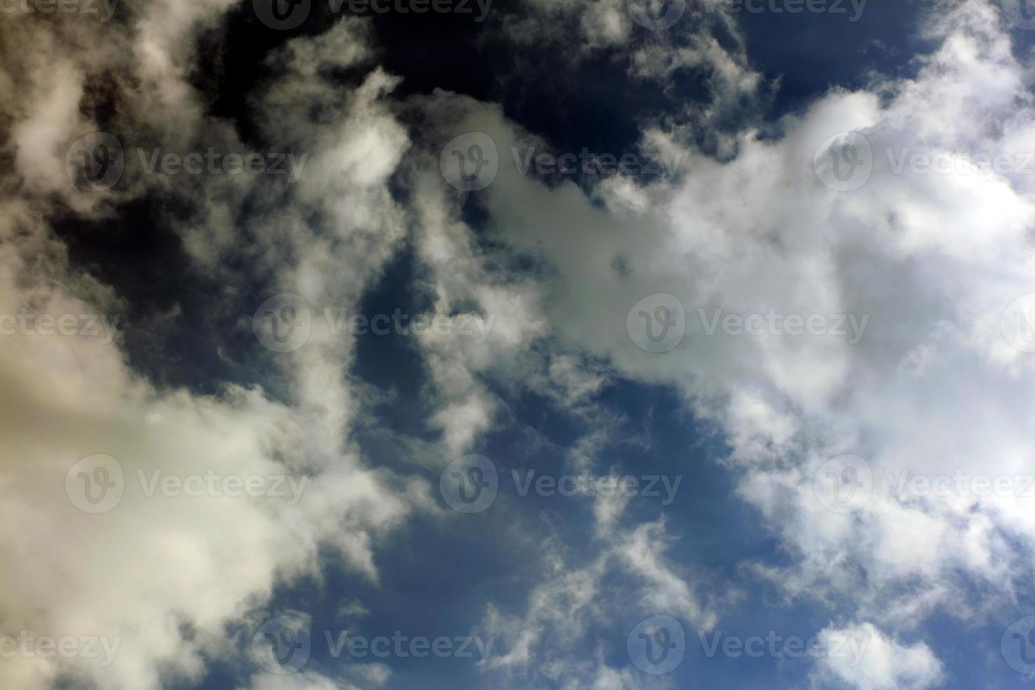 cielo de verano con fondo de nubes impresiones modernas de alta calidad foto