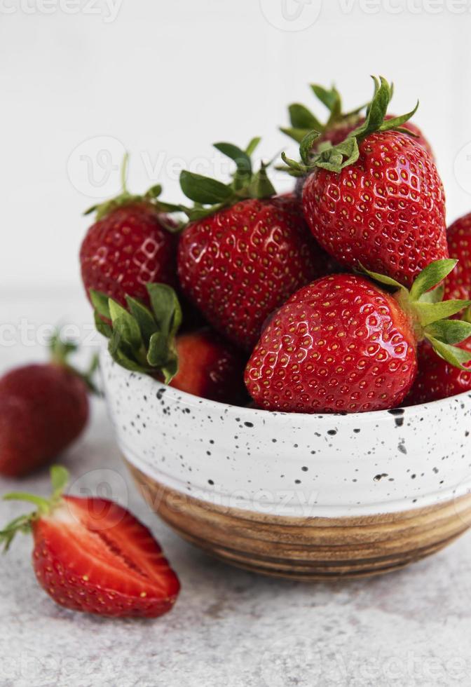 fresas frescas maduras deliciosas foto