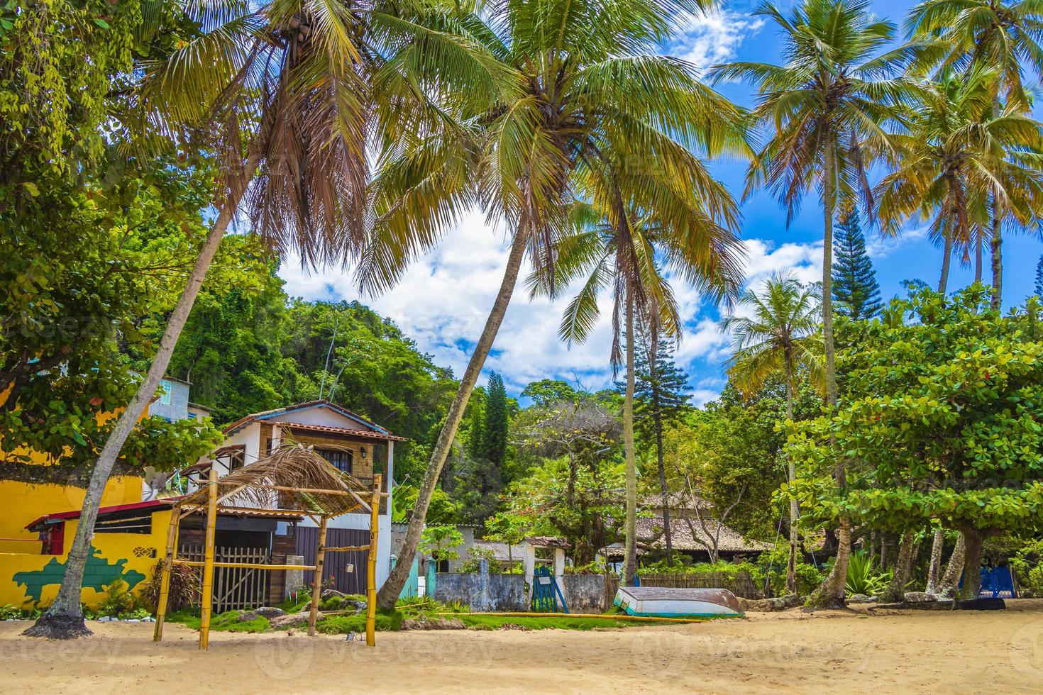 gran isla tropical ilha grande praia de palmas beach brasil. foto