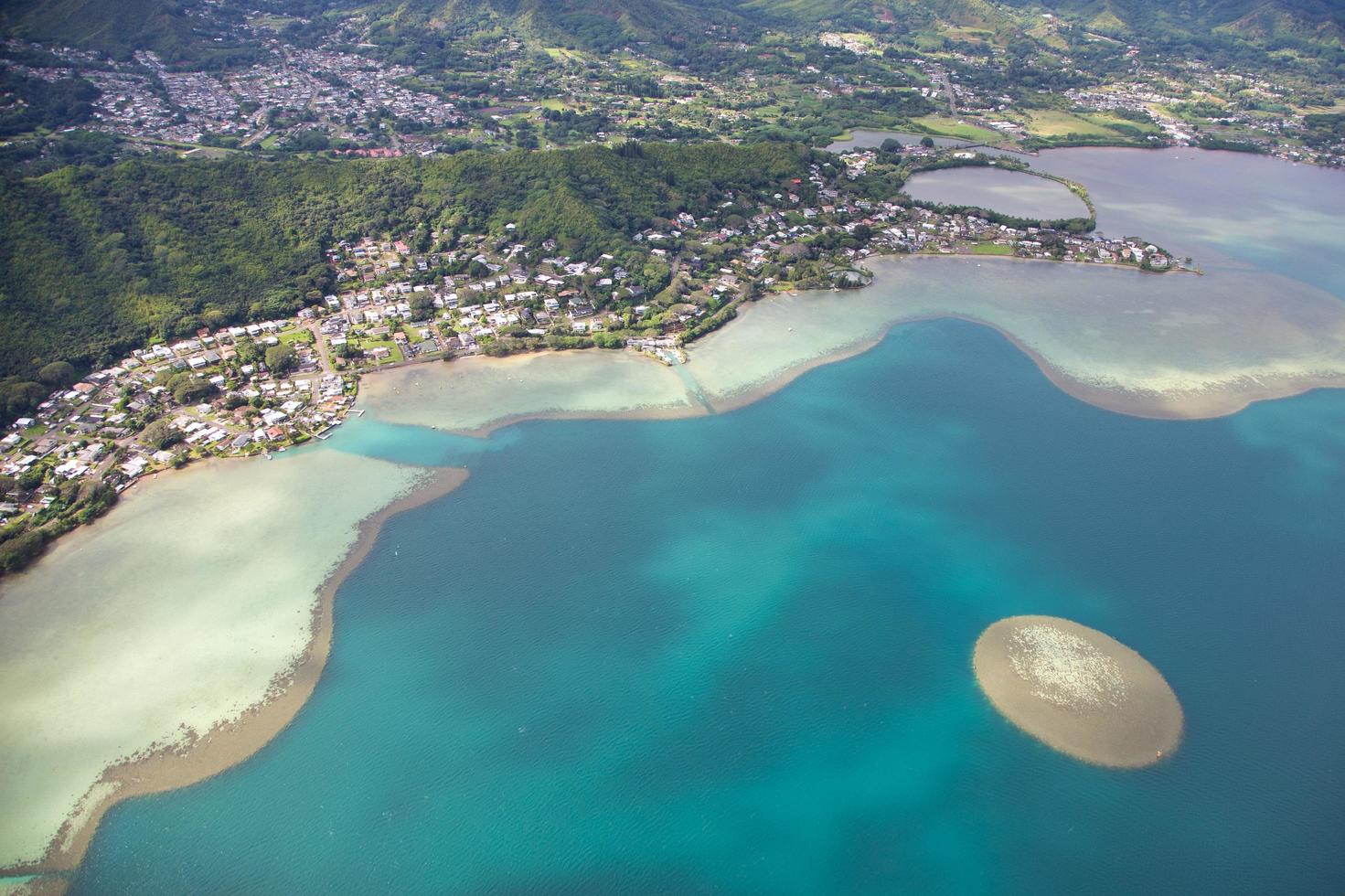 toma aérea de oahu hawaii foto