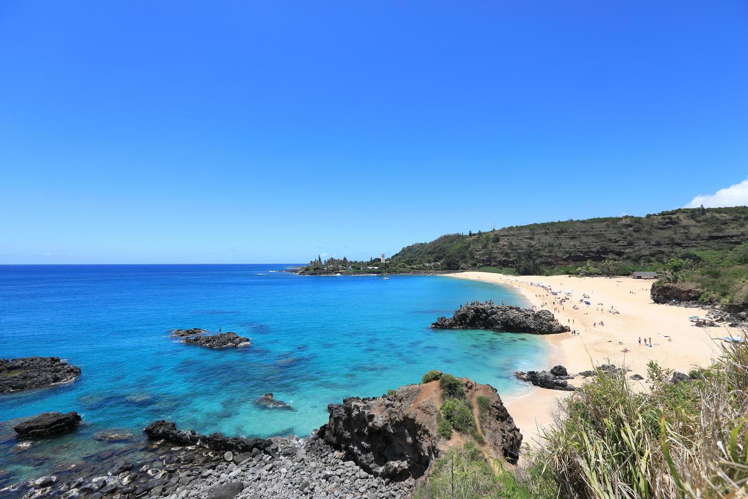 Vista de la playa de la bahía de Waimea Hawaii foto