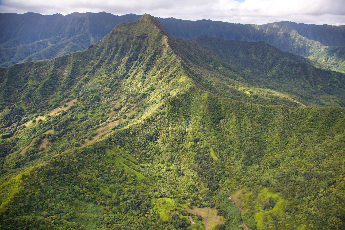 toma aérea de oahu hawaii foto