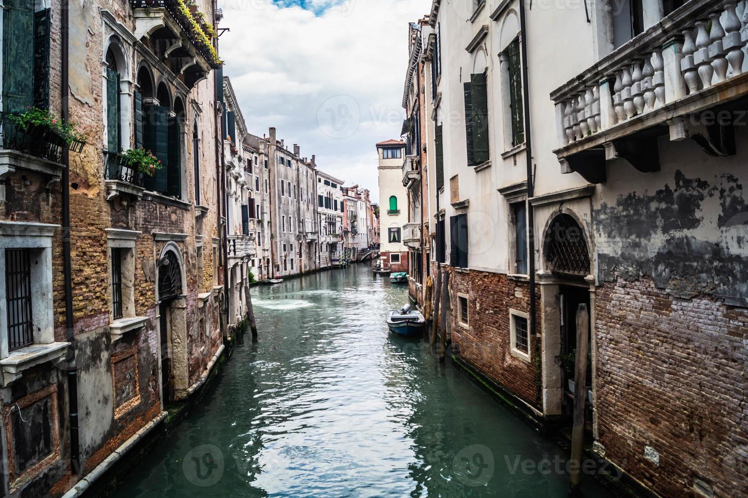 ciudad de venecia en la laguna del mar adriático foto