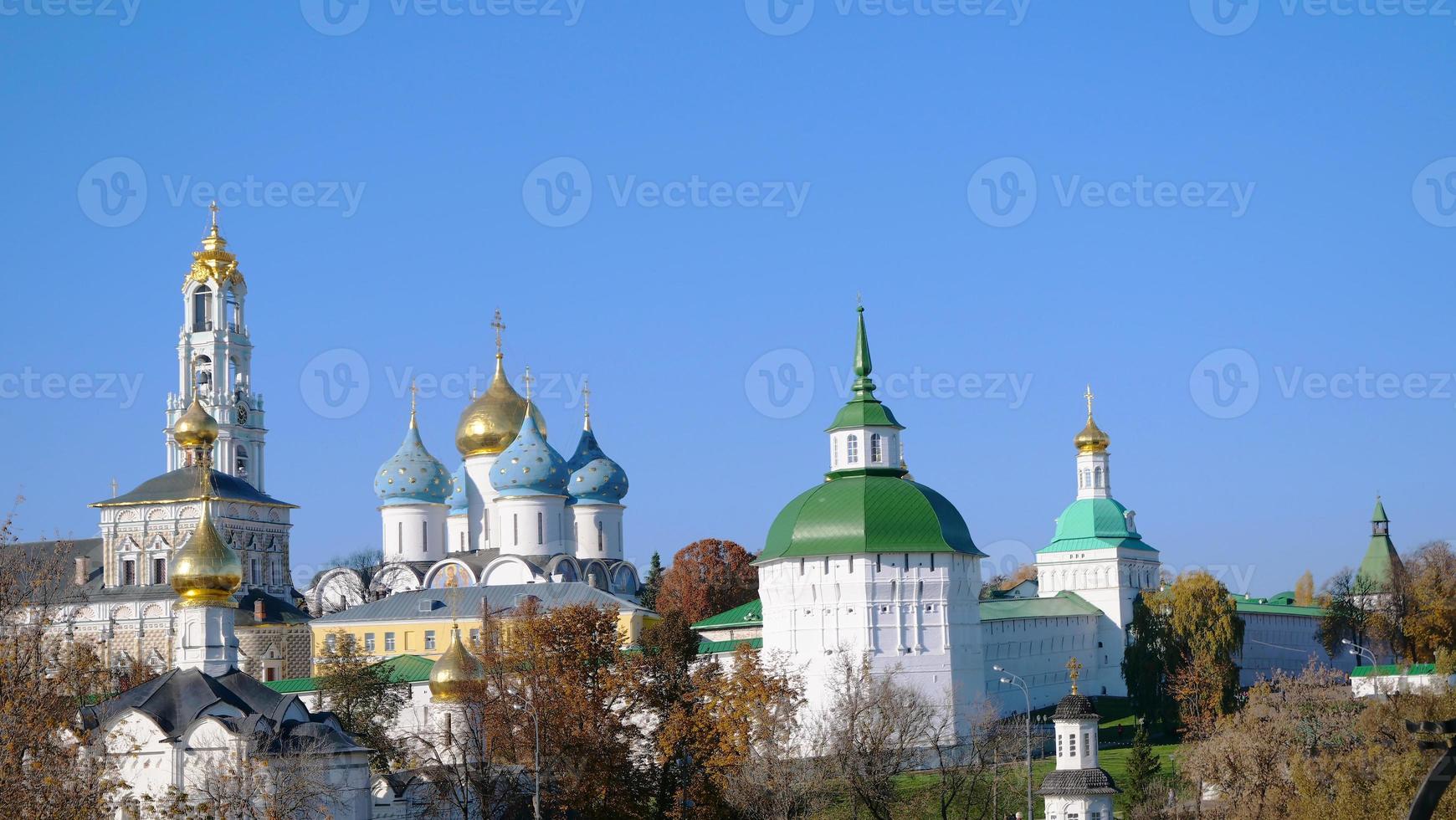 trinity sergius lavra en sergiev posad en moscú rusia foto