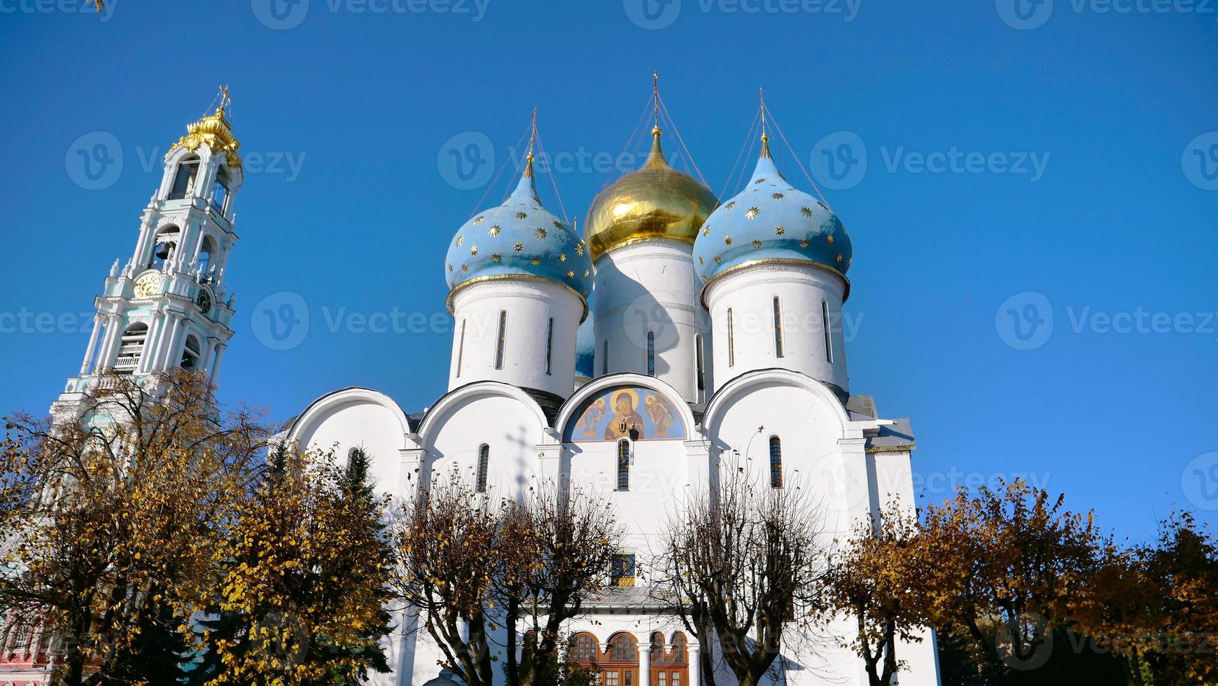 trinity sergius lavra en sergiev posad en moscú rusia foto