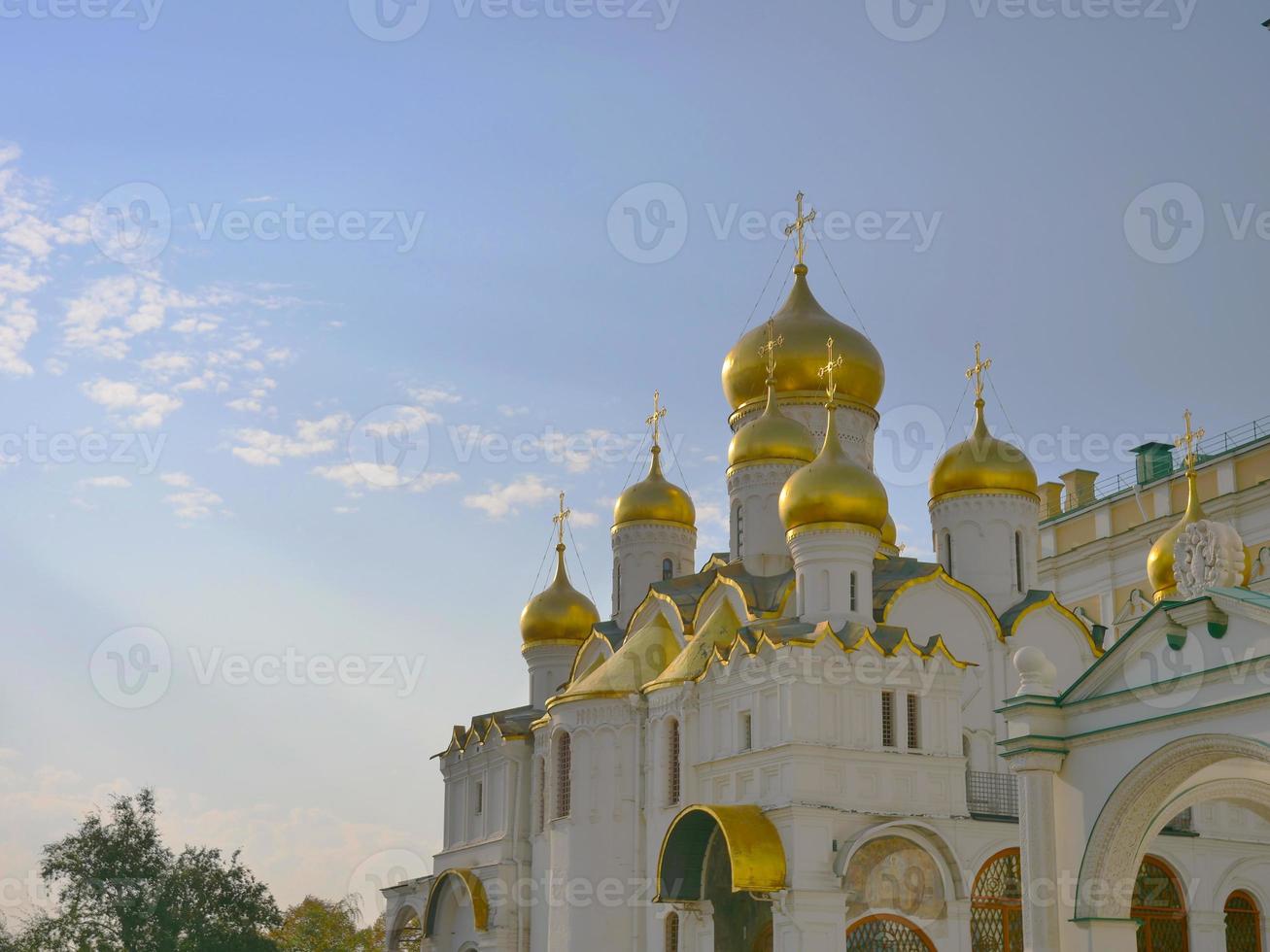 iglesia de arquitectura en el kremlin, moscú, rusia foto