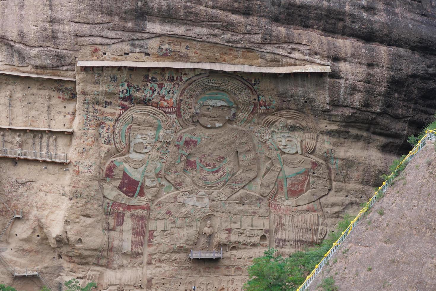 La gruta del templo de la Shao pintura en relieve en tianshui wushan china foto