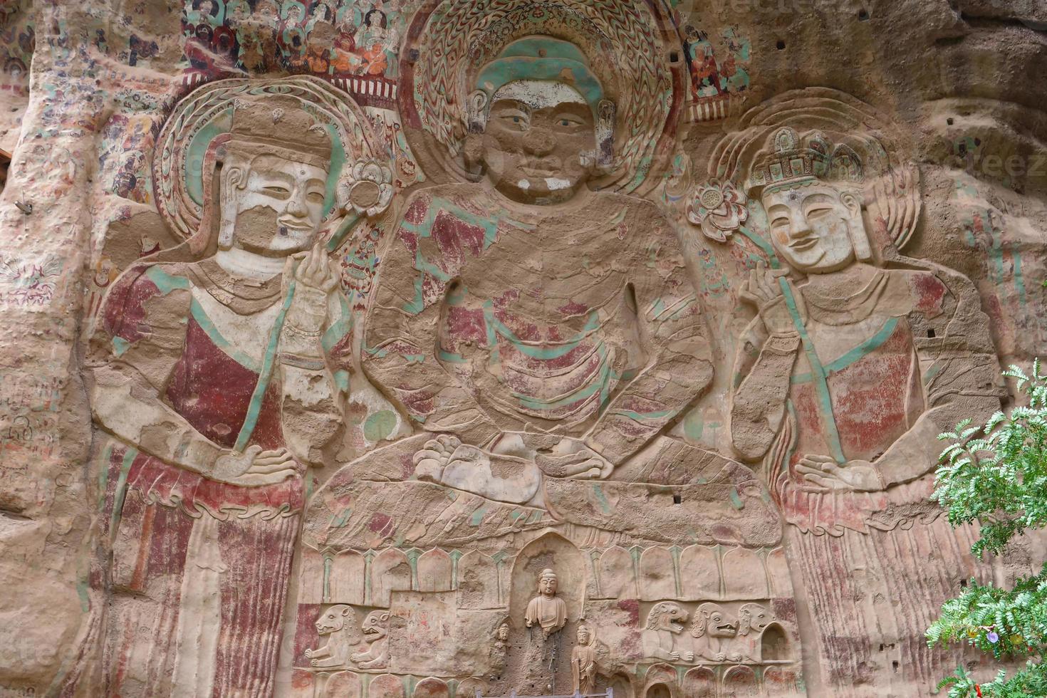 La gruta del templo de la Shao pintura en relieve en tianshui wushan china foto