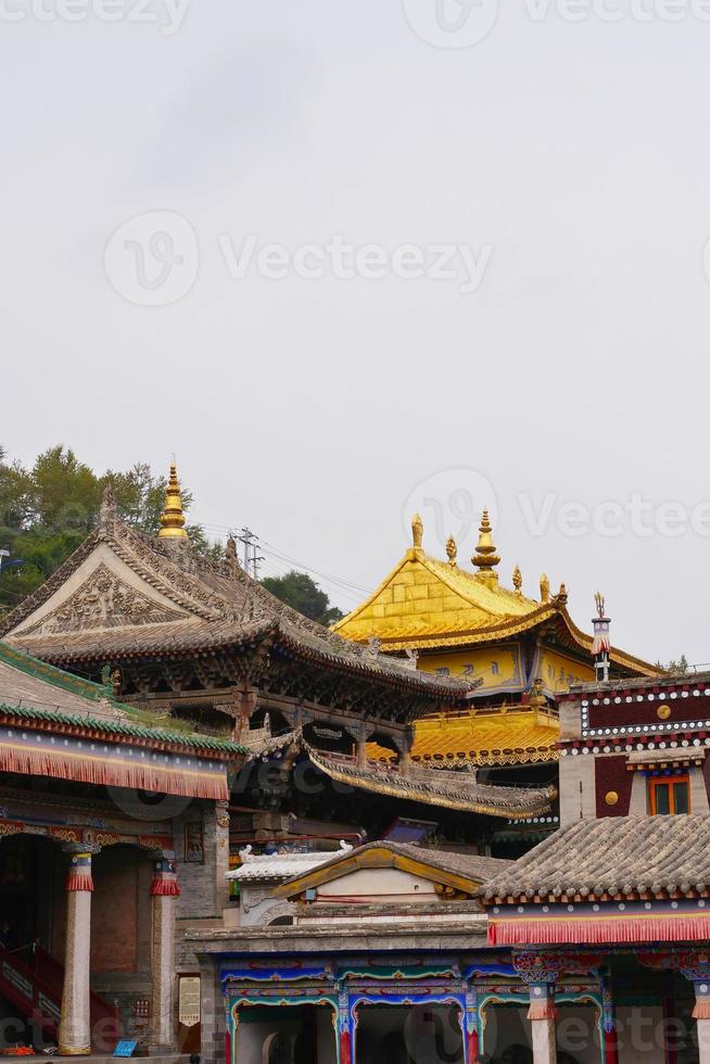 monasterio kumbum, templo ta'er xining qinghai china. foto