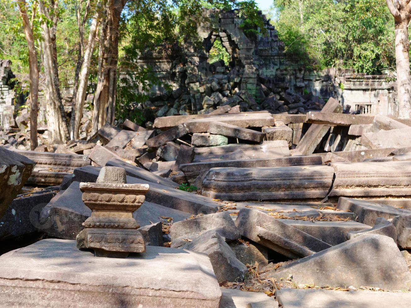 Beng Mealea ancient temple ruines in Sieam Ream, Cambodia photo