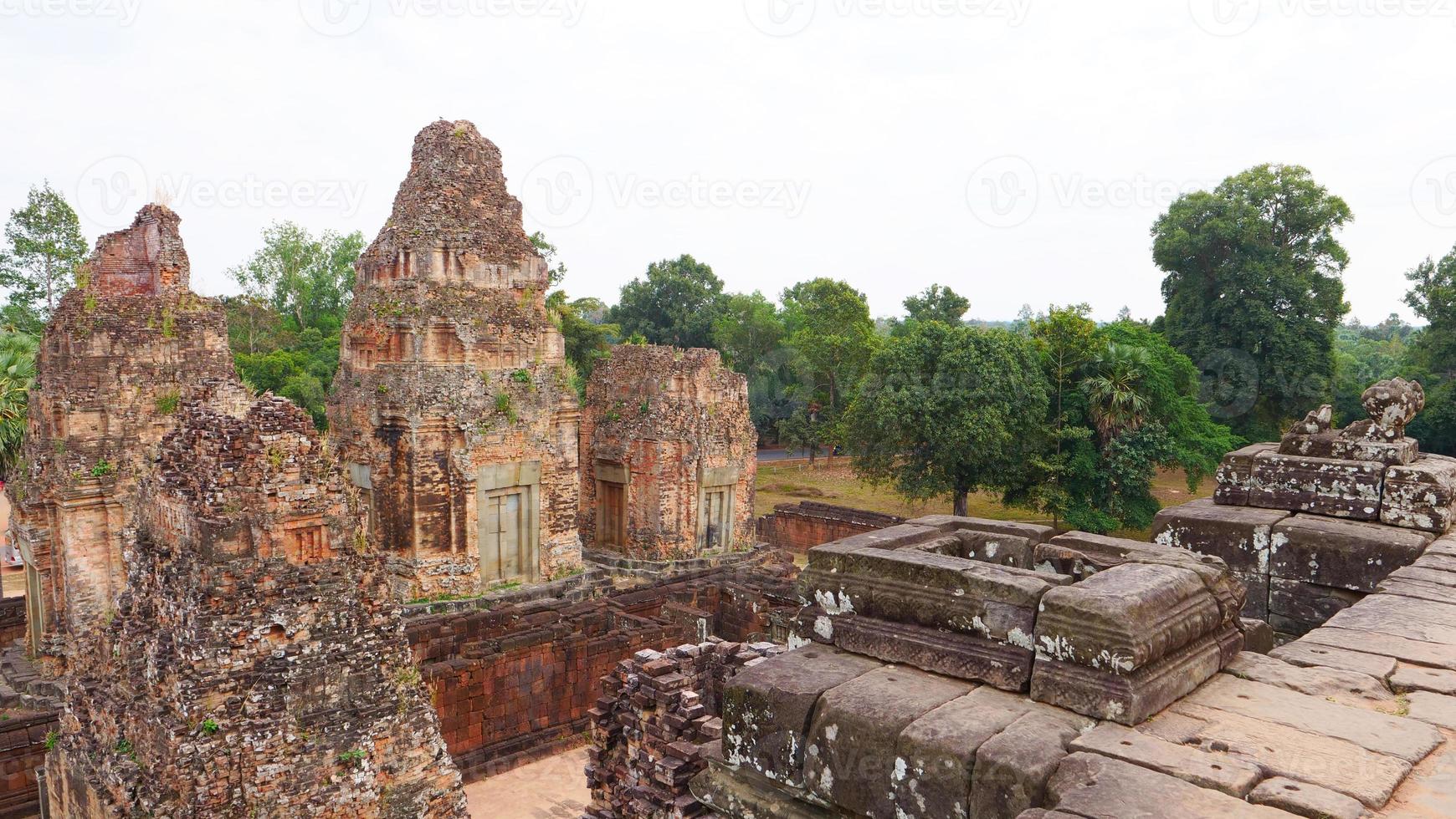 antigua ruina budista khmer de pre rup, siem reap, camboya. foto