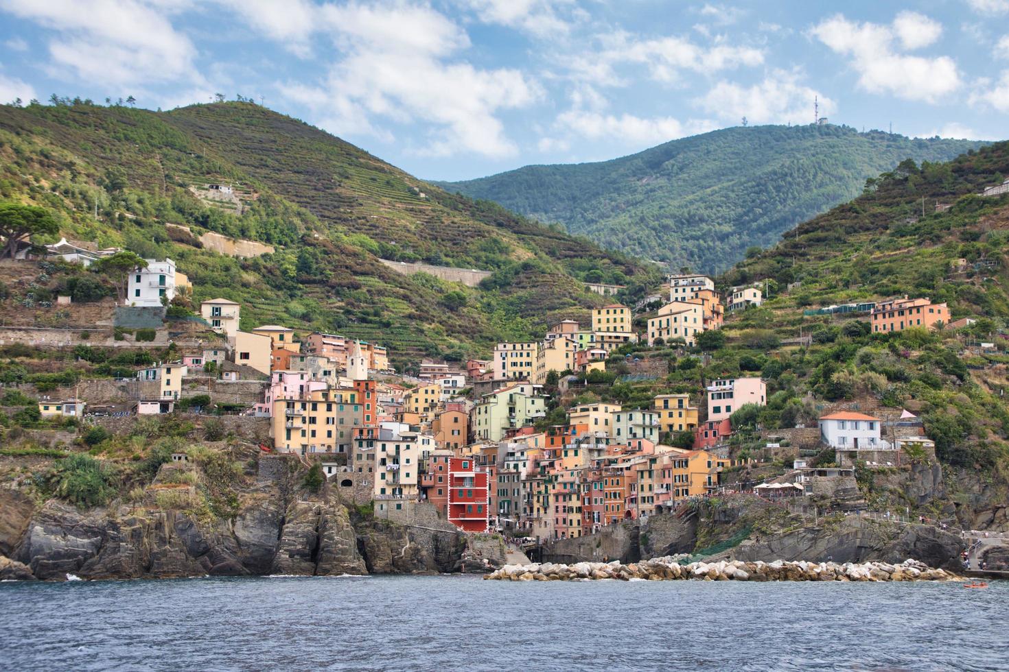 Riomaggiore in Cinque Terre, Italy photo