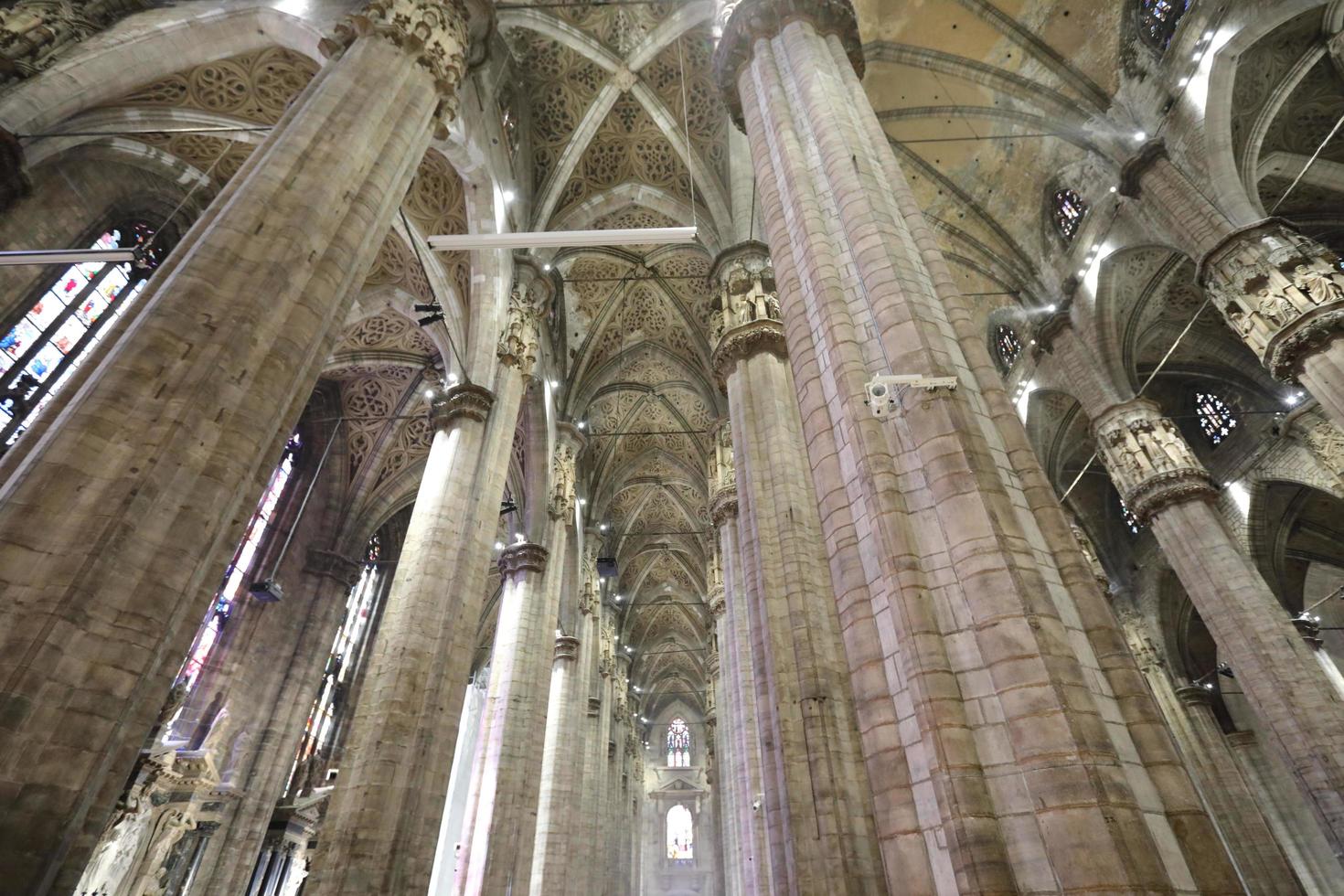 interior del duomo di milano, cúpula de milán foto