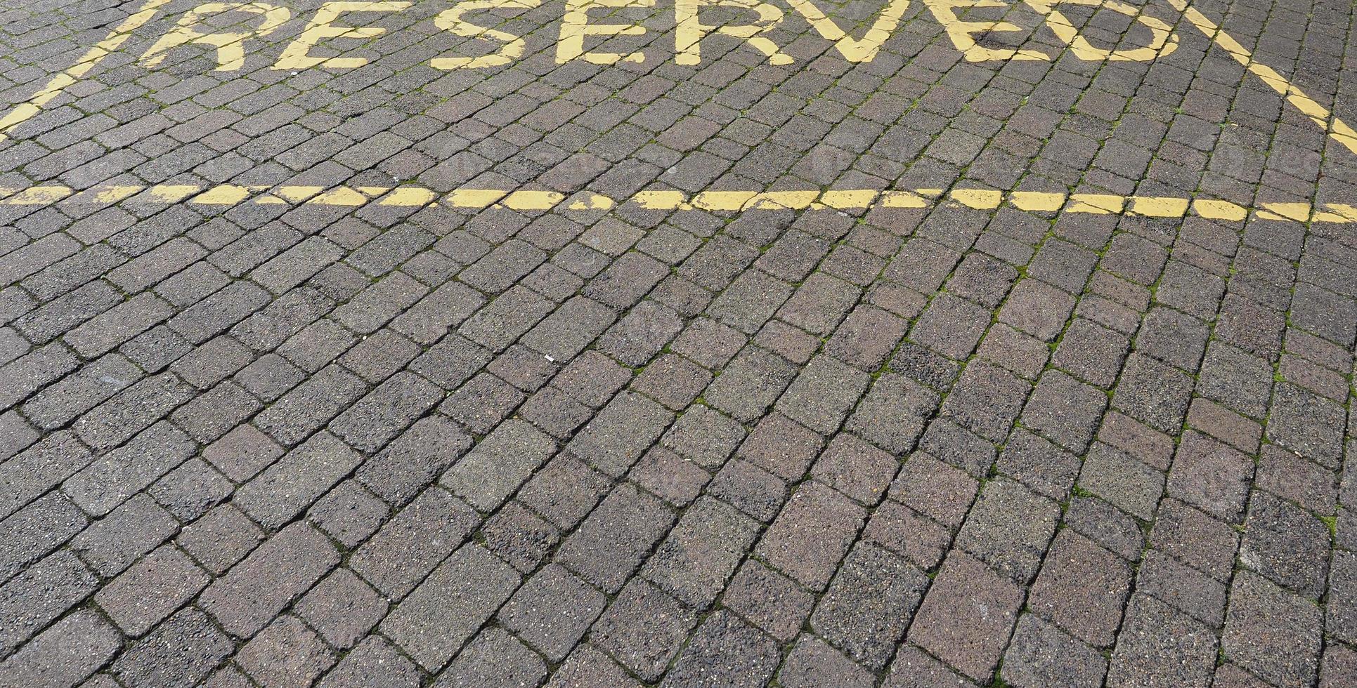 señal de estacionamiento reservado foto