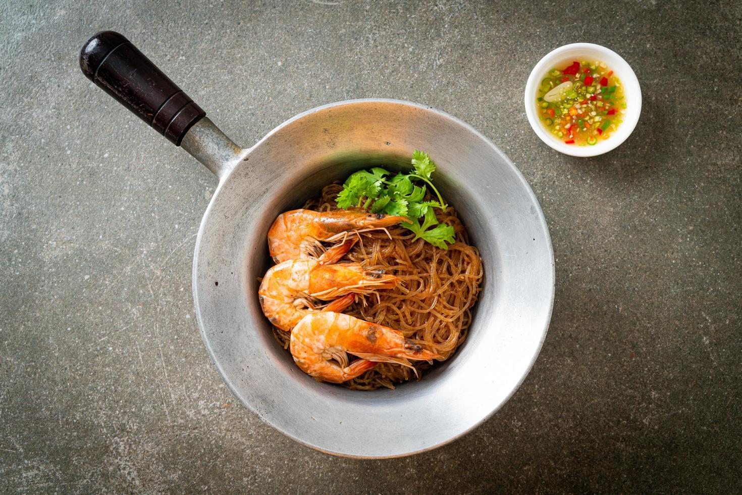 Casseroled or Baked Shrimp with Glass Noodles photo