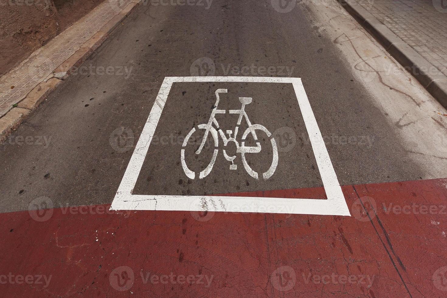 designación aplicada a una bicicleta de carretera foto