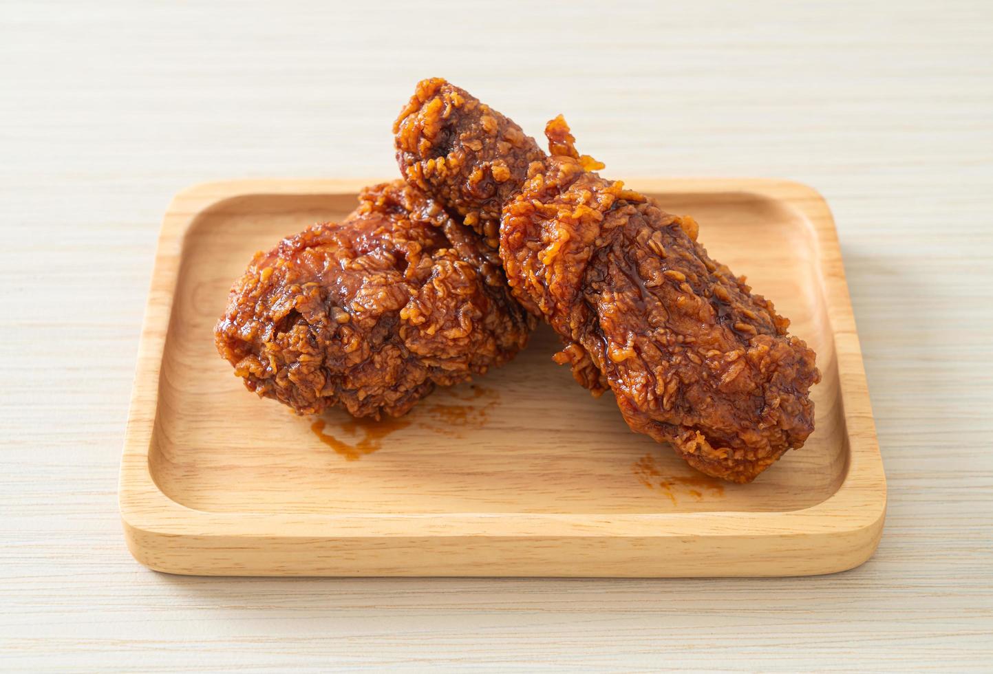 Fried chicken with spicy Korean sauce 3427580 Stock Photo at Vecteezy