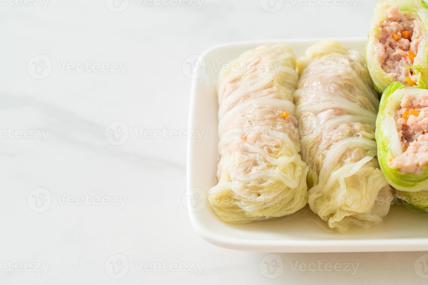 Minced Pork Wrapped in Chinese Cabbage photo