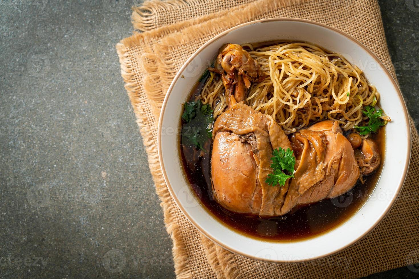 Noodles with Braised Chicken in Brown Soup photo