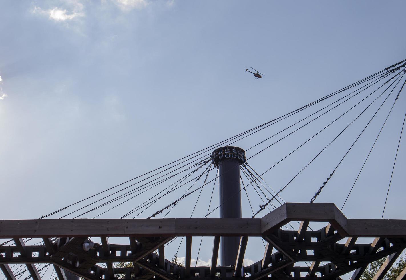 marquesina de pérgola, elementos estructurales. una estructura arquitectónica foto