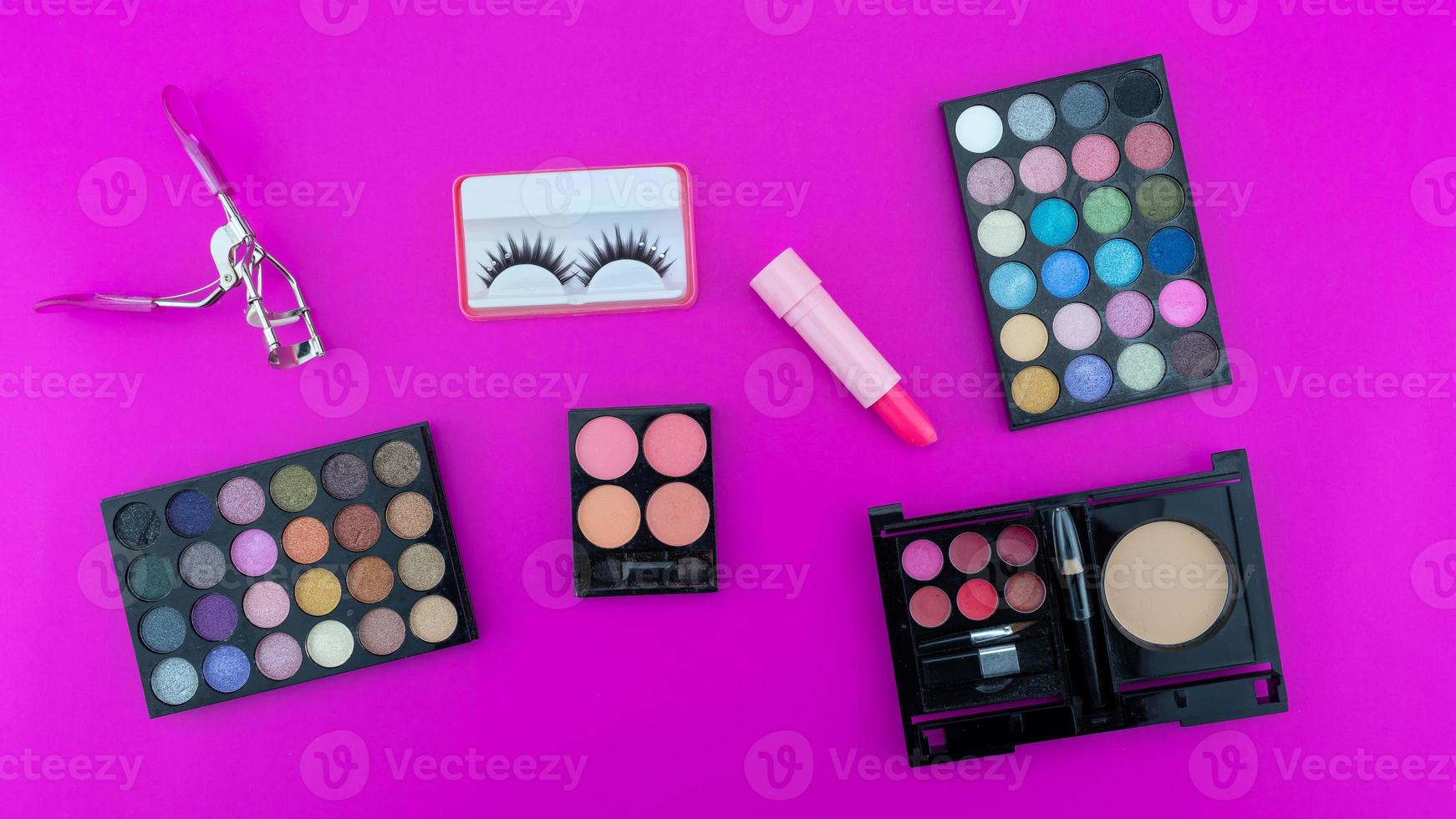 Multicolored beautiful eyeshadow palette photo