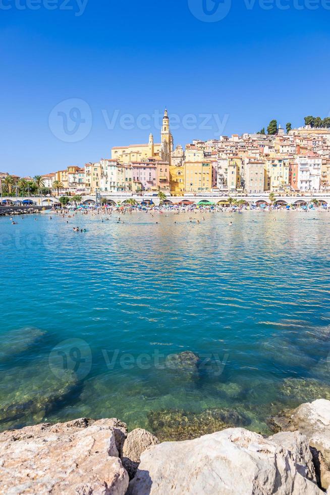 menton en la riviera francesa, llamada costa azur, ubicada en el sur de francia foto