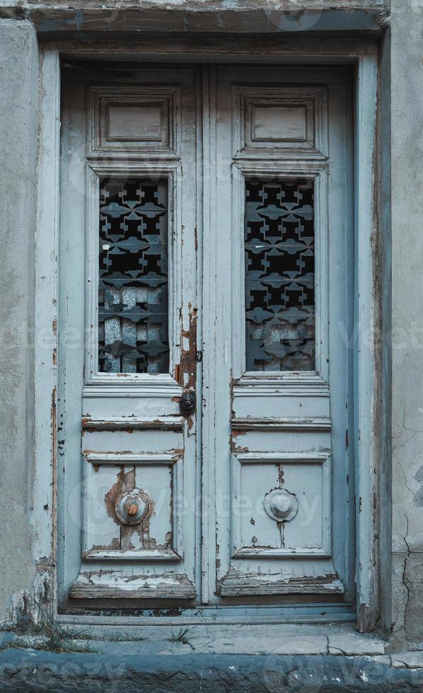 old door backdrop photo