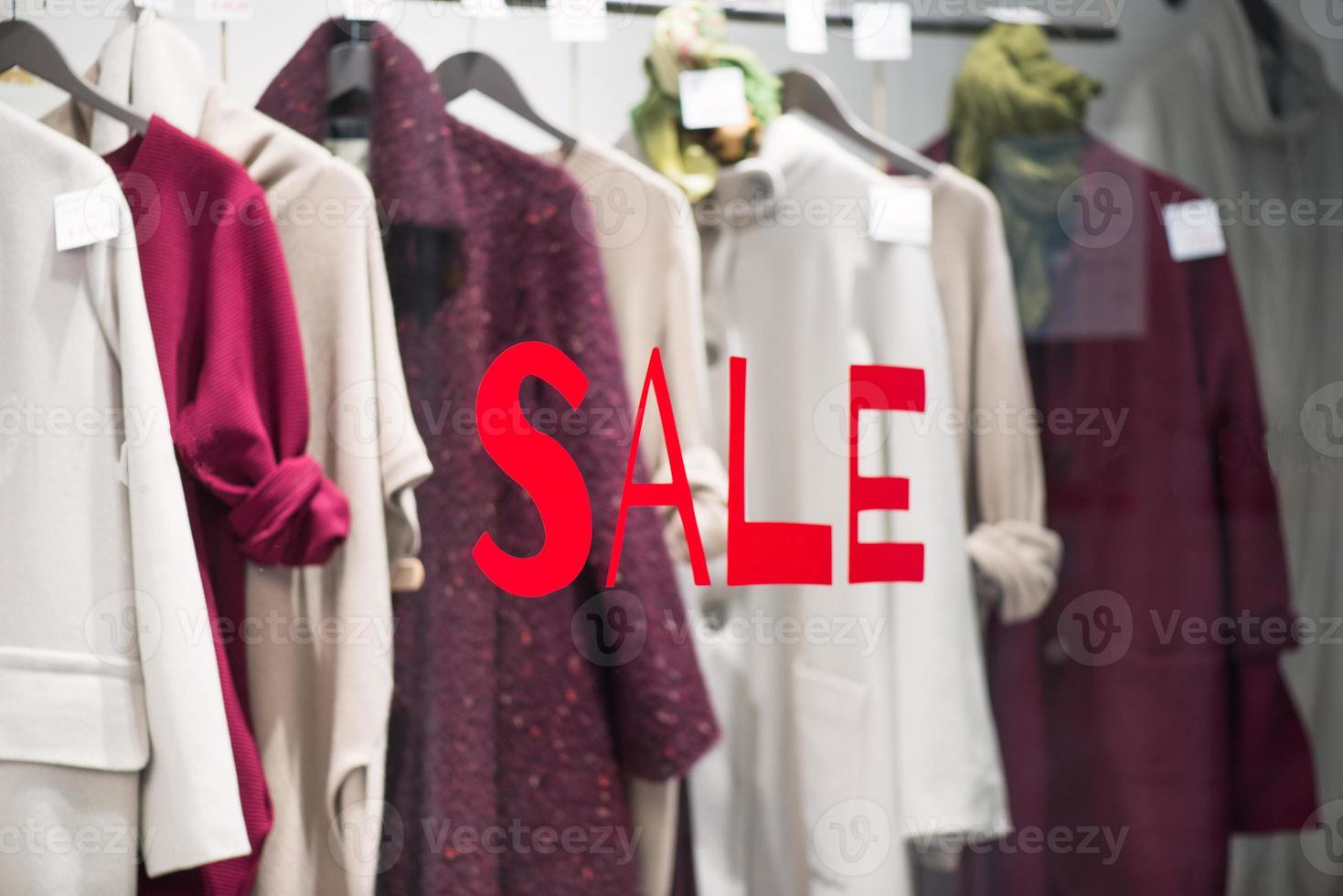 Clearance sale in discount with a selection of fashion for women photo