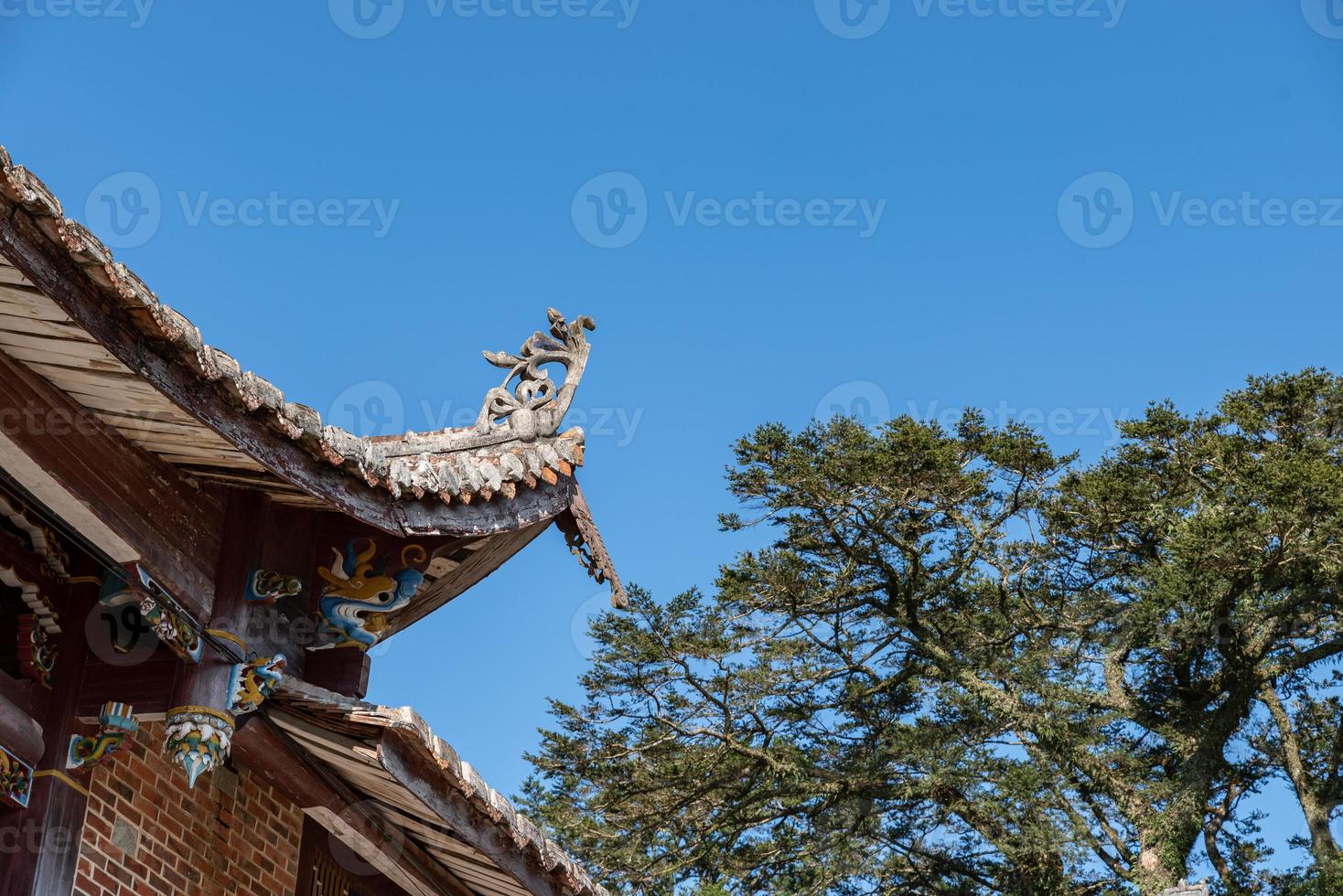 Some details of the outside of traditional Chinese Buddhist temples photo