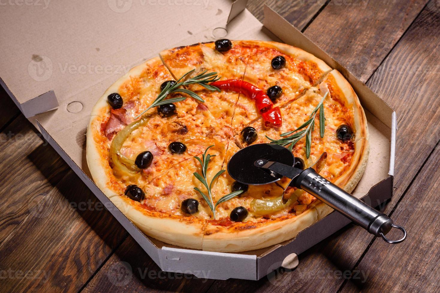 Delicious hot and fresh pizza with steam and smoke Stock Photo - Alamy