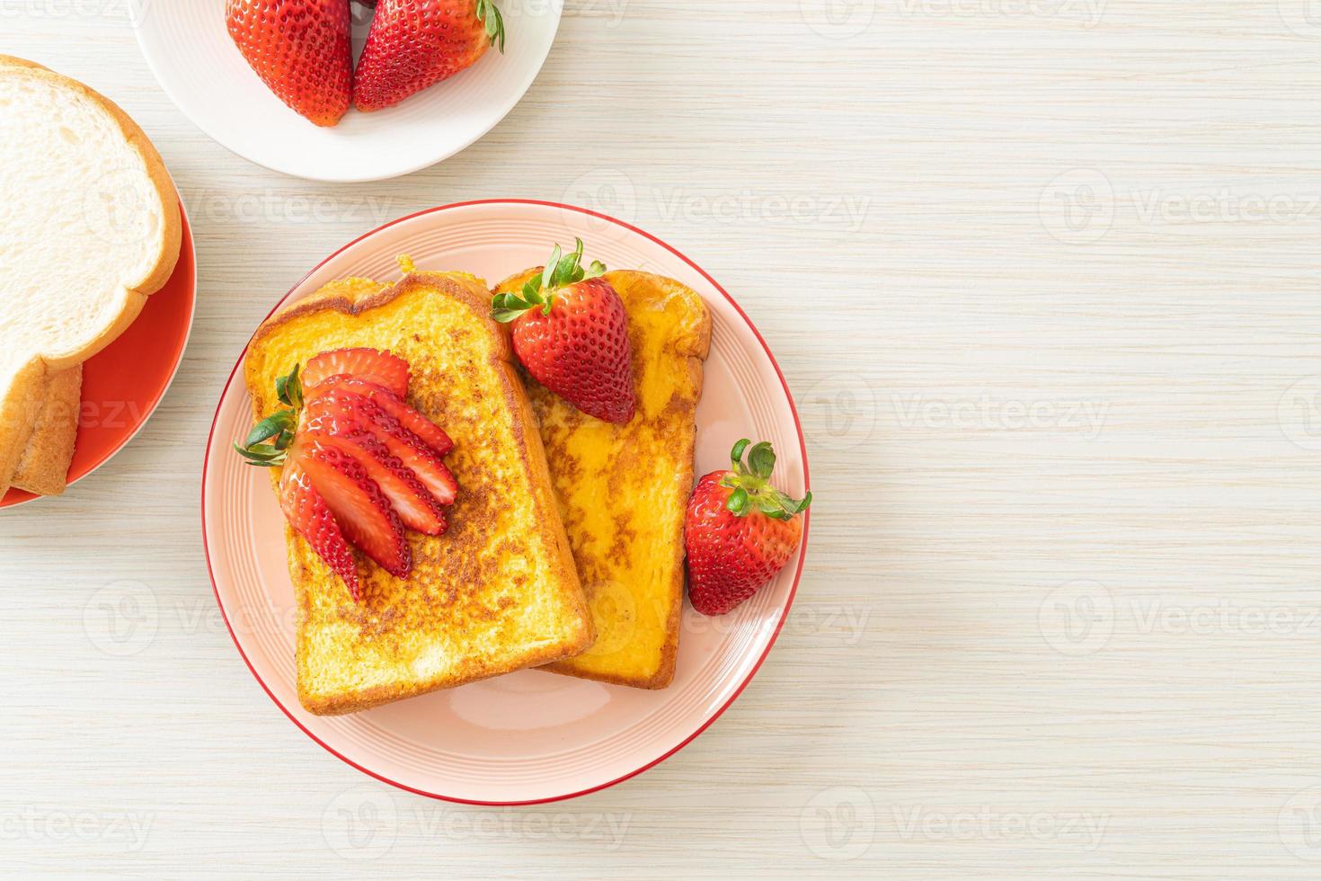 french toast with fresh strawberry photo