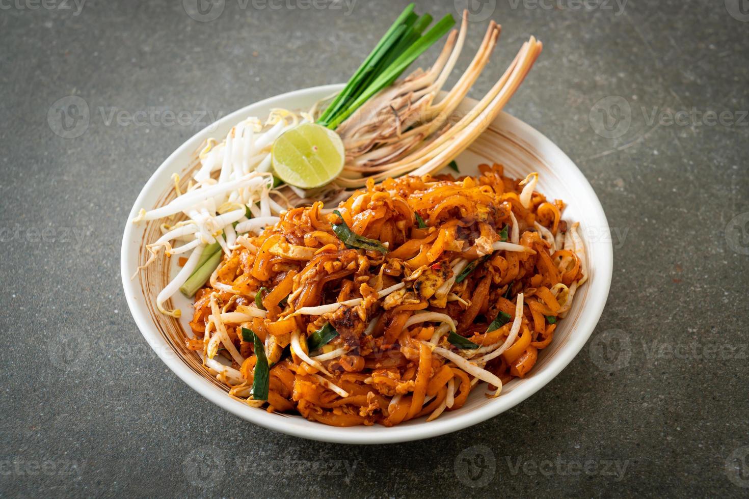 stir-fried noodle with tofu and sprouts or Pad Thai photo