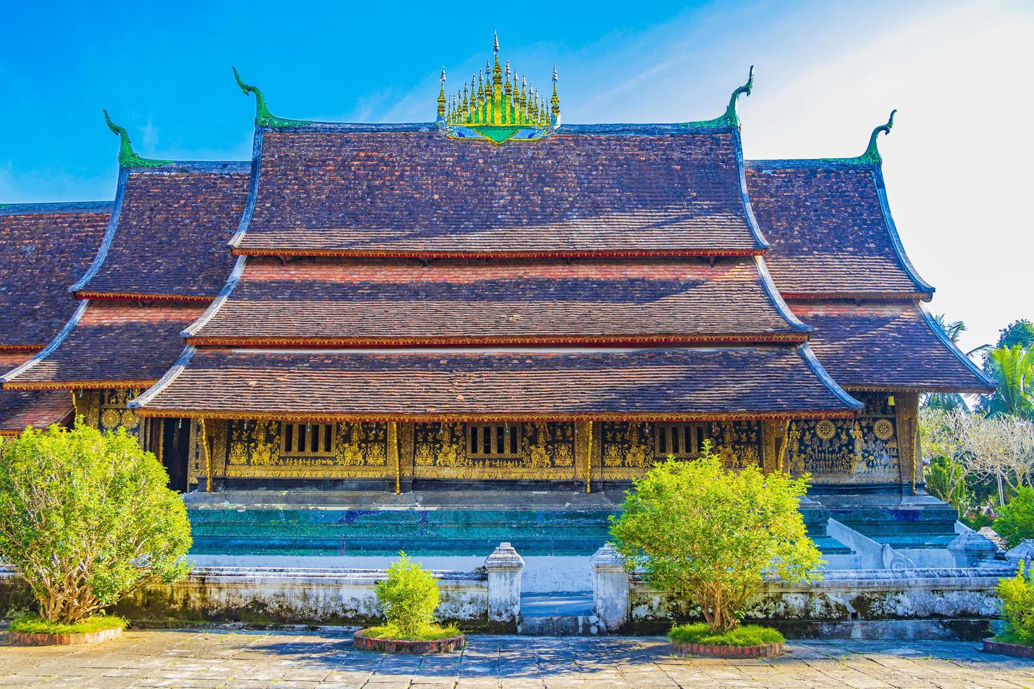 luang prabang, laos 2018- wat xieng thong templo de la ciudad dorada en luang prabang, laos foto