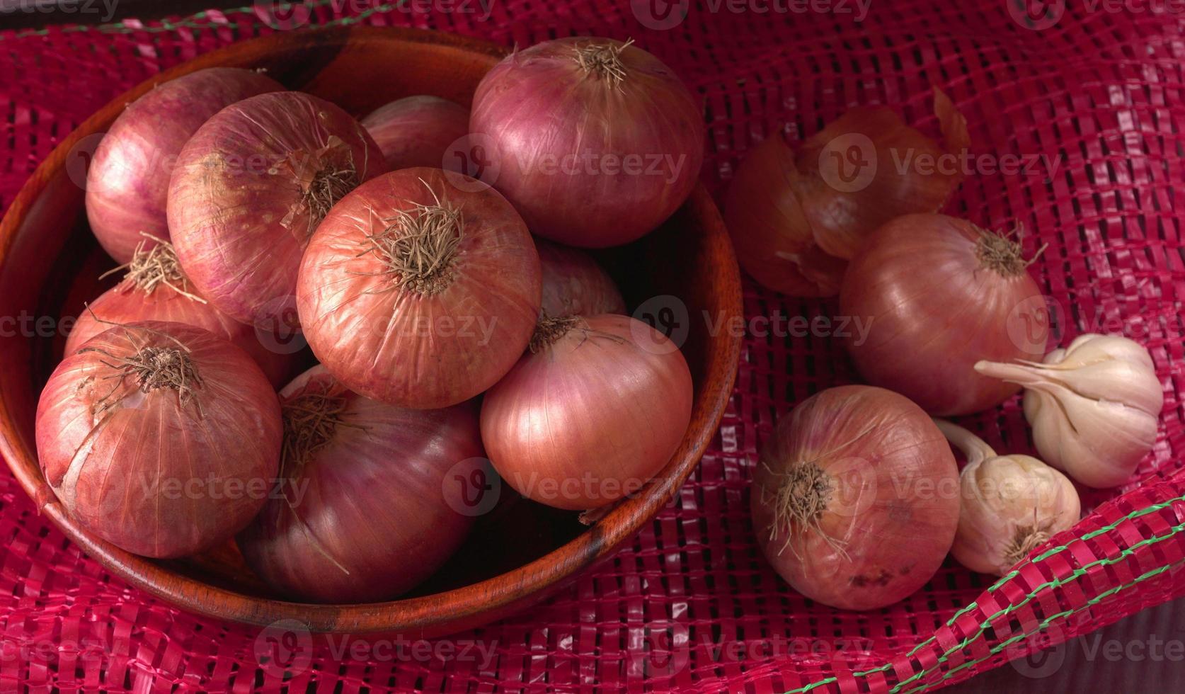 Fresh red onions photo