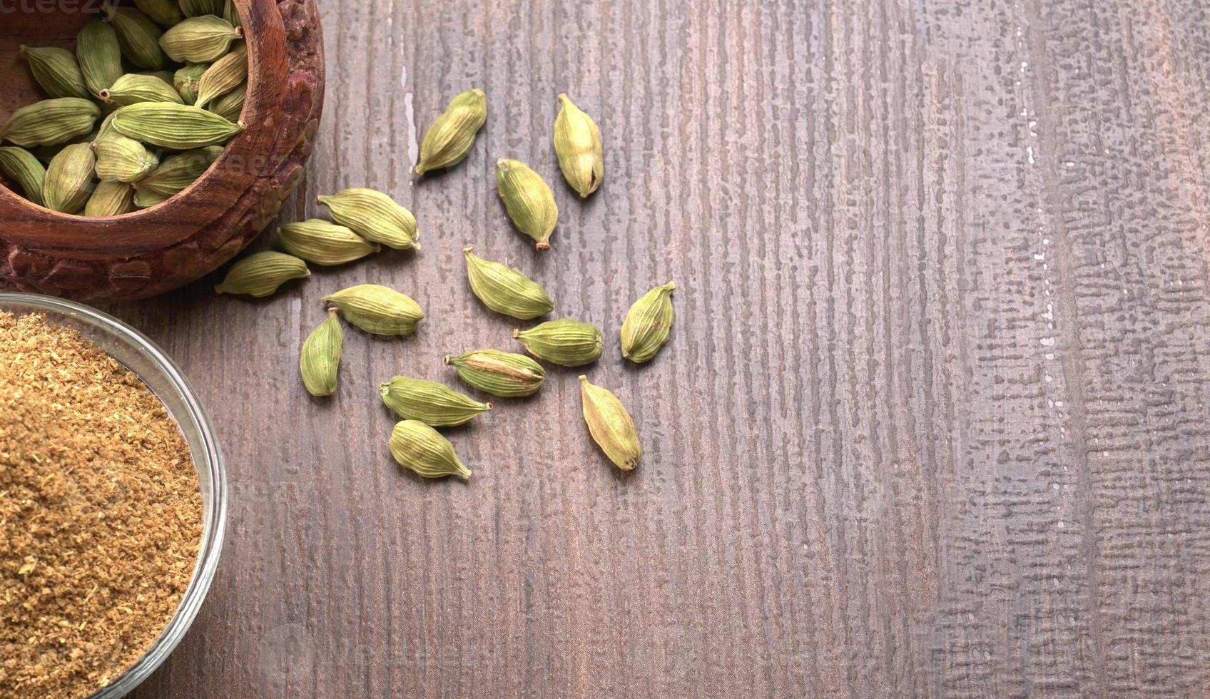 Fresh organic green elaichi or Cardamom photo