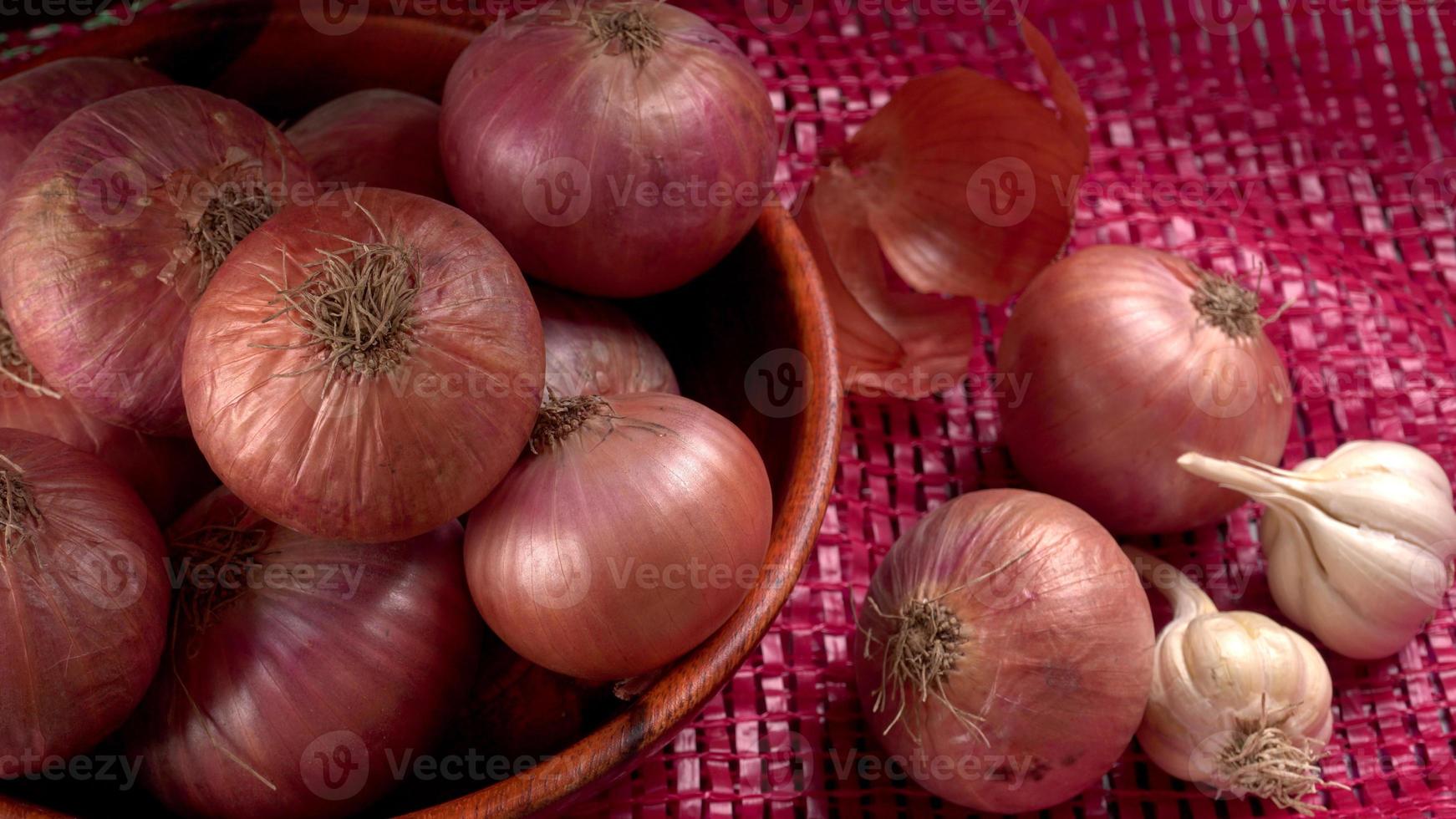 Fresh red onions photo