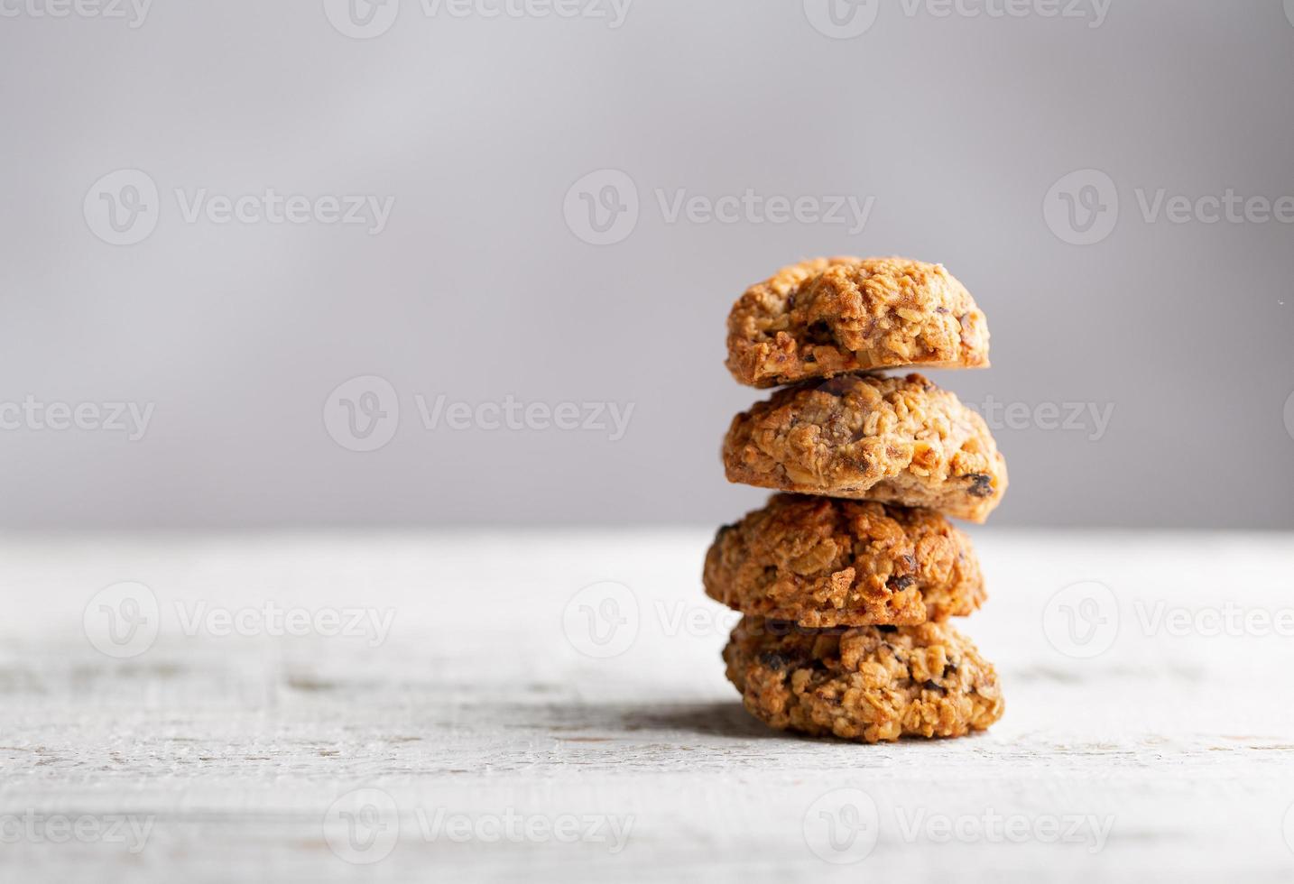 pila de galletas de avena fresca foto