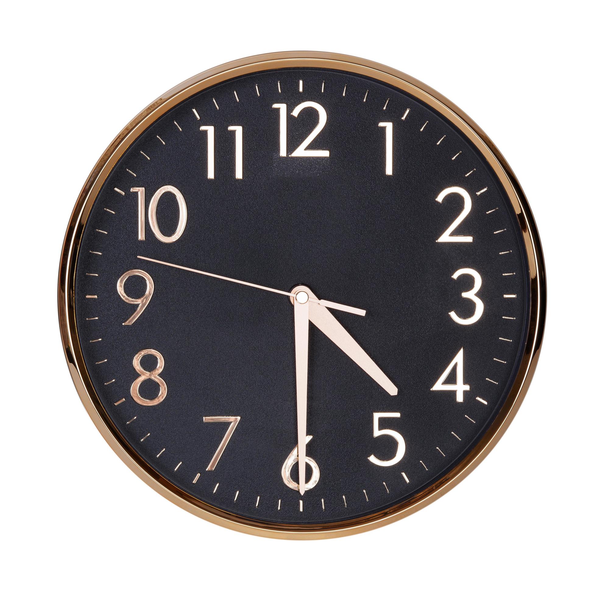 Half past four on a clock face 3586375 Stock Photo at Vecteezy