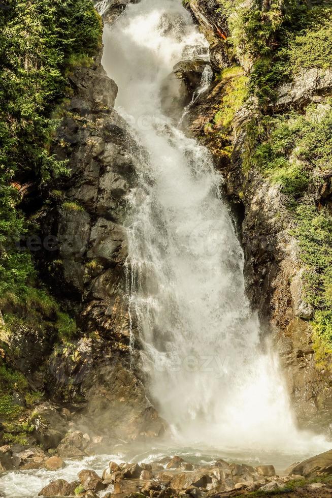 Kumrat Valley Waterfall Beautiful Landscape Mountains View photo