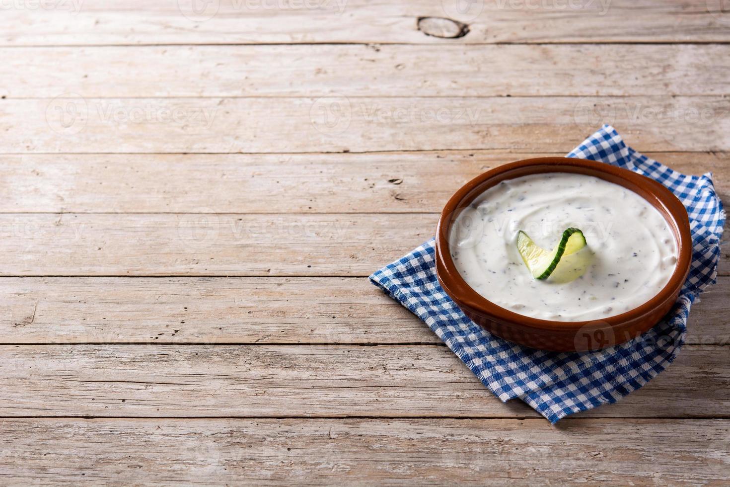 tzatziki griego tradicional foto