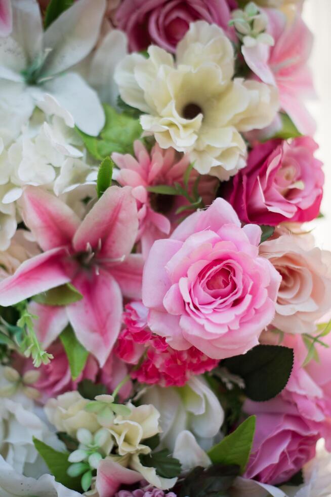 flores decoradas para el fondo de la boda foto