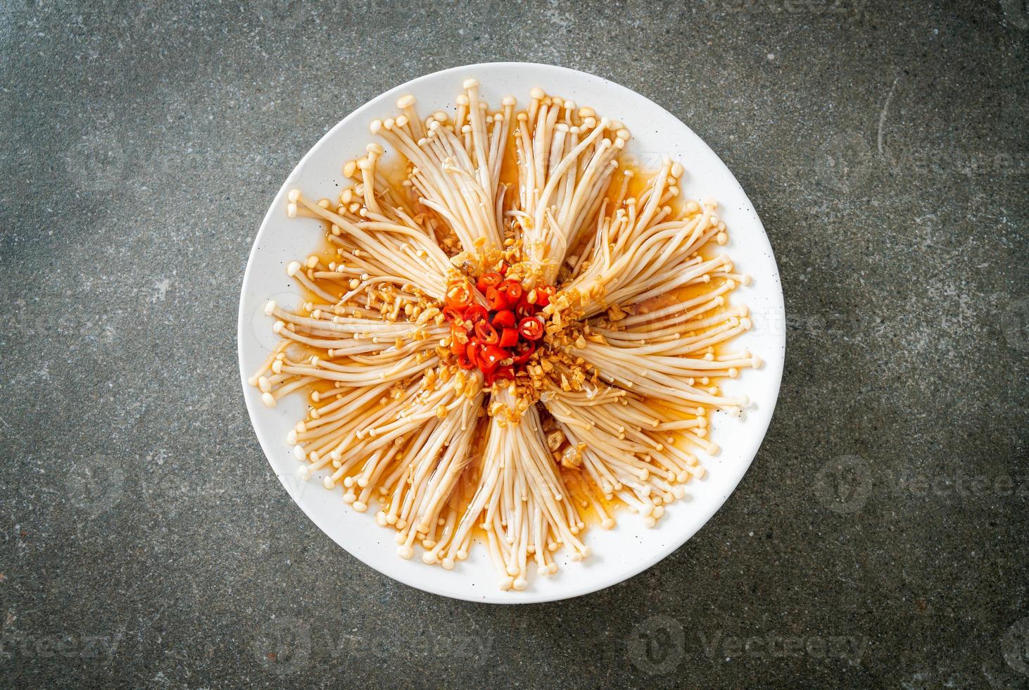 steamed golden needle mushroom or enokitake with soy sauce, chilli and garlic photo