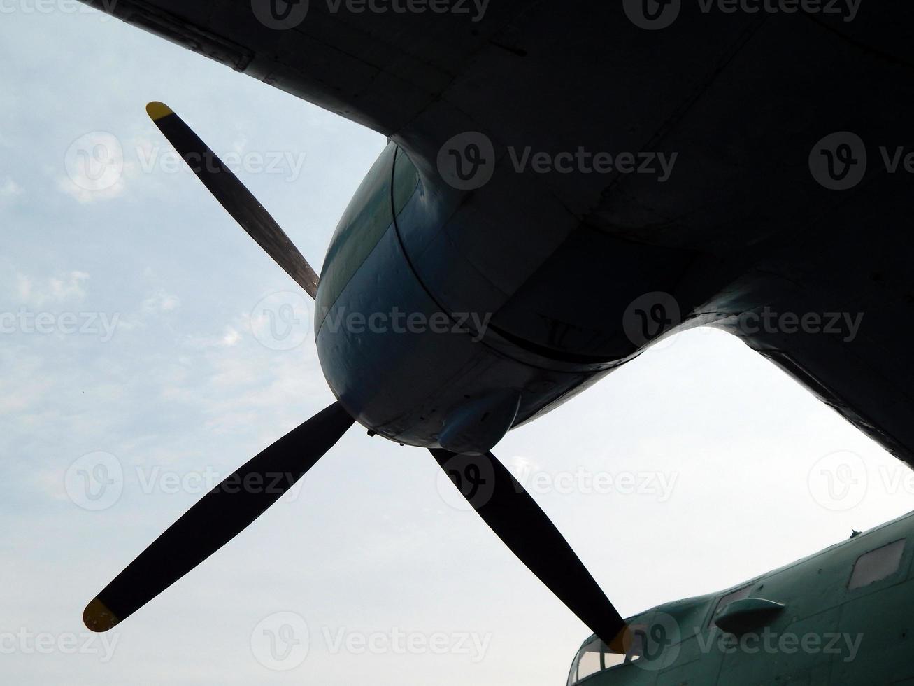 Aviation engine propellers photo